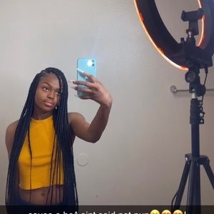 Meet your Posher, Jaila